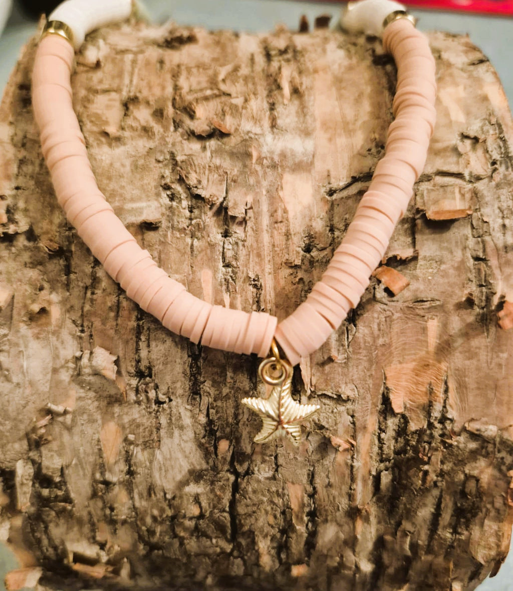 Collier Heishi étoile de mer dorée